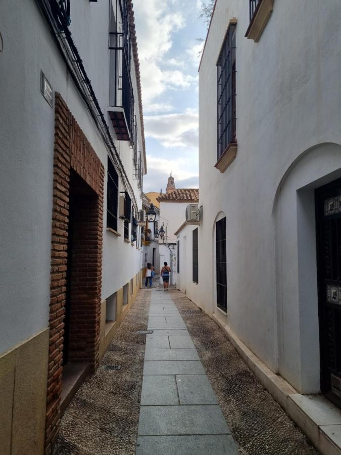 Apartamento En El Patio De La Juderia Cordoba Exterior photo